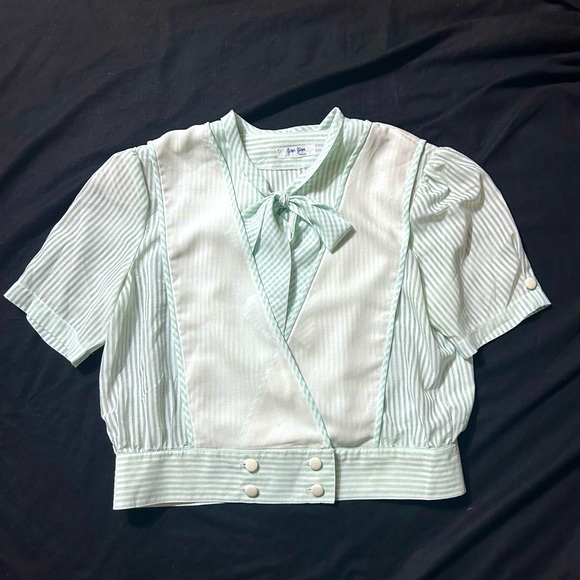 Vintage Inspired Top - Picture 7 of 8